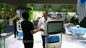 3年亏8亿，酒店送餐机器人其实在送钱？实用避坑指南